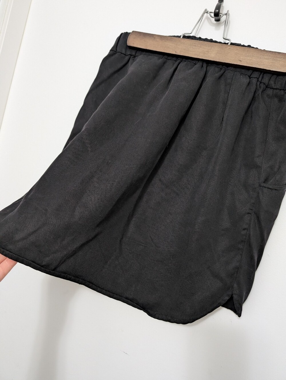 Monk And Lou Small Black Skirt High Waist Mini Flowy Pleated Silky Soft Pockets